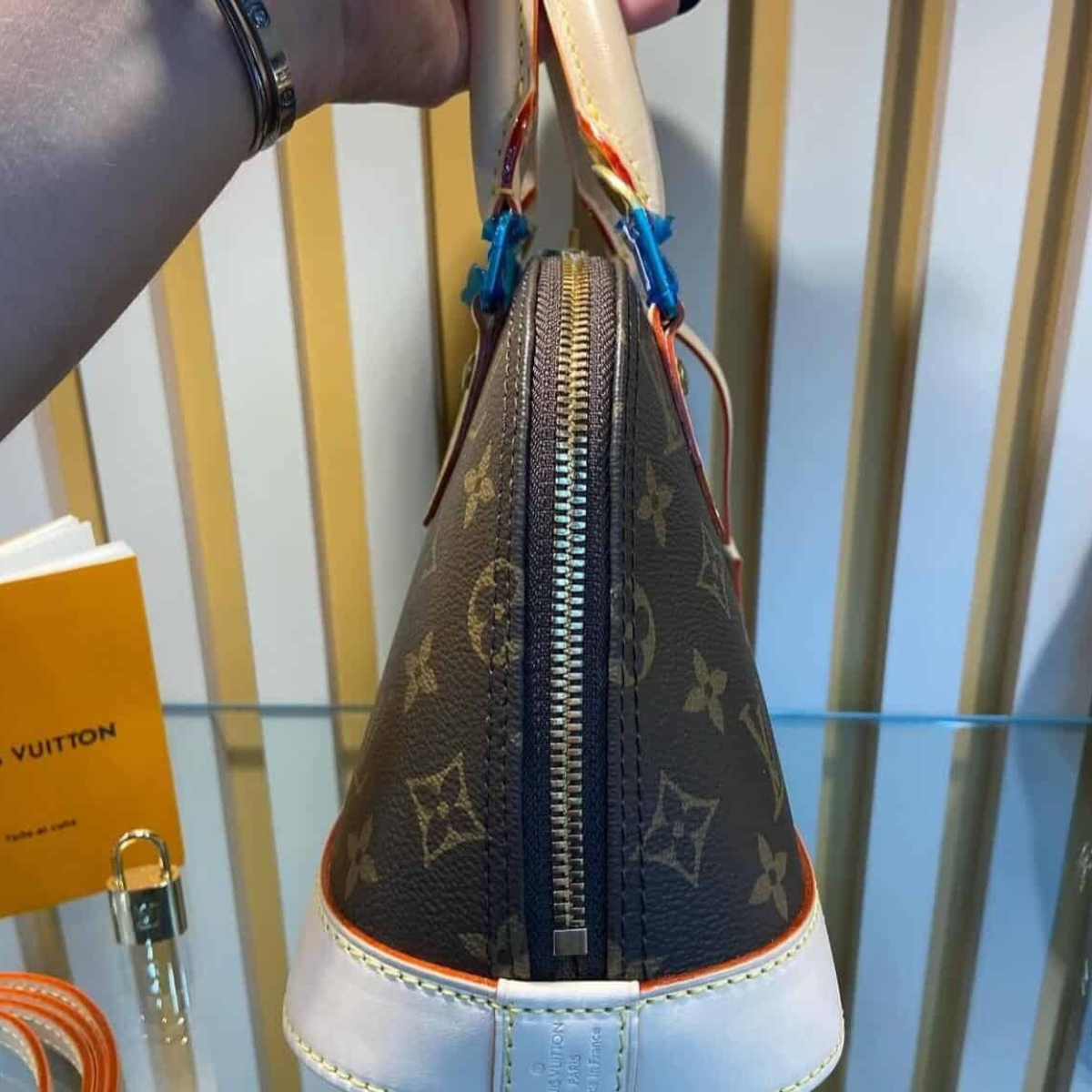 LOUIS VUITTON ALMA BB TASCHE